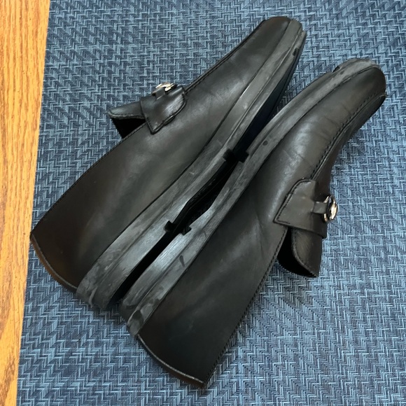 Gucci Women’s Black Leather Loafers - Picture 8 of 9